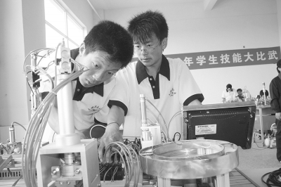 山东无棣:技能比武练精兵