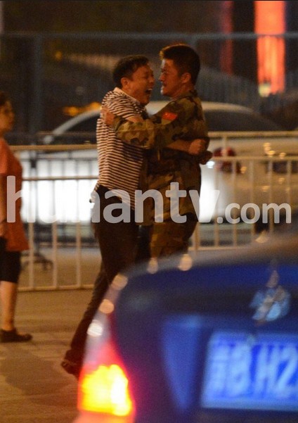 网曝吴京醉酒与友人吵架 实为阻其醉驾 网曝吴京醉酒与友人吵架 实为阻其醉驾