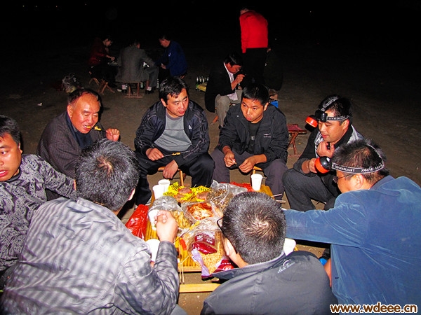 2011大型篝火晚会在套尔河畔成功举办